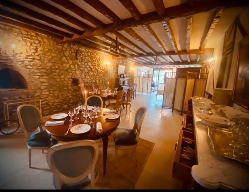 Auberge Du Chant Du Coq Anjouin Exterior foto